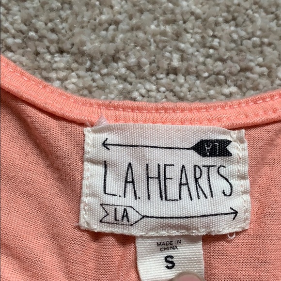 Pacsun peach cropped floral top! - Picture 2 of 3